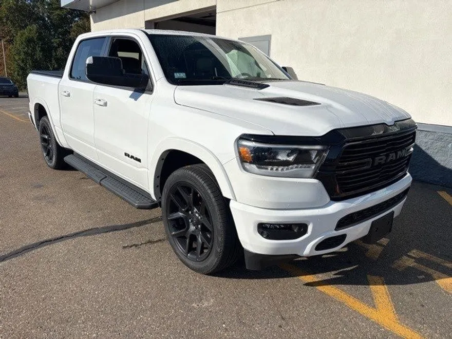 2022 Ram 1500 Laramie photo 1