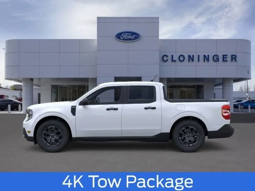 2025 Ford Maverick XLT photo 1