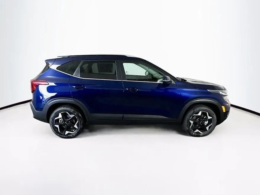 2026 Kia Seltos EX photo 1