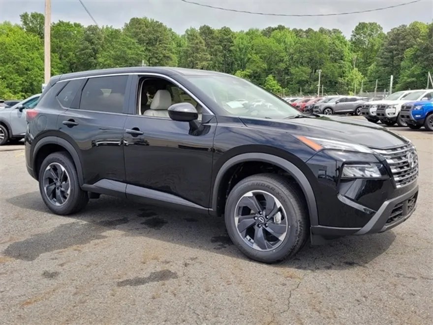 2025 Nissan Rogue SV photo 1