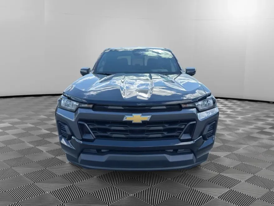 2026 Chevrolet Colorado LT photo 1
