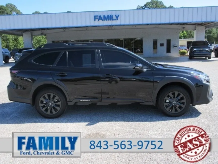 2023 Subaru Outback Onyx Edition XT photo 1