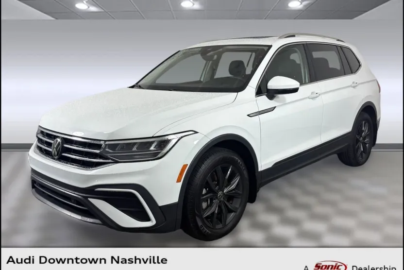 2024 Volkswagen Tiguan SE Wolfsburg Edition photo 1
