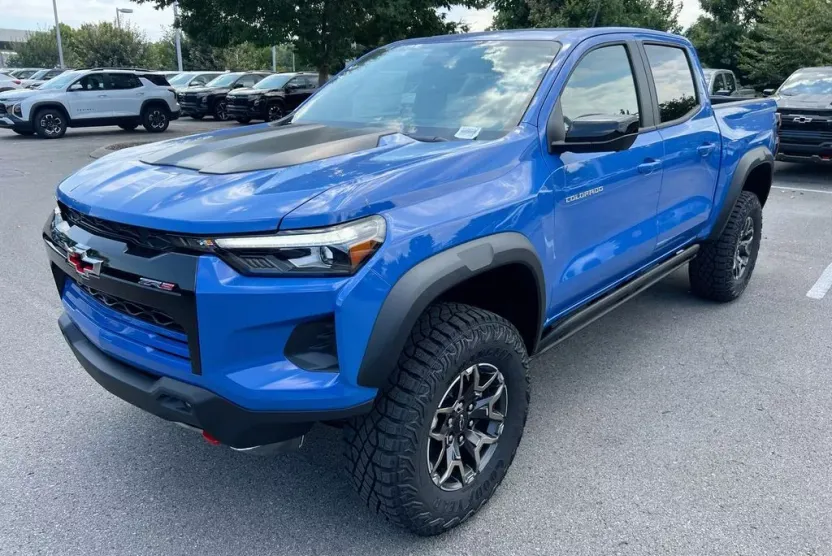 2026 Chevrolet Colorado ZR2 photo 1