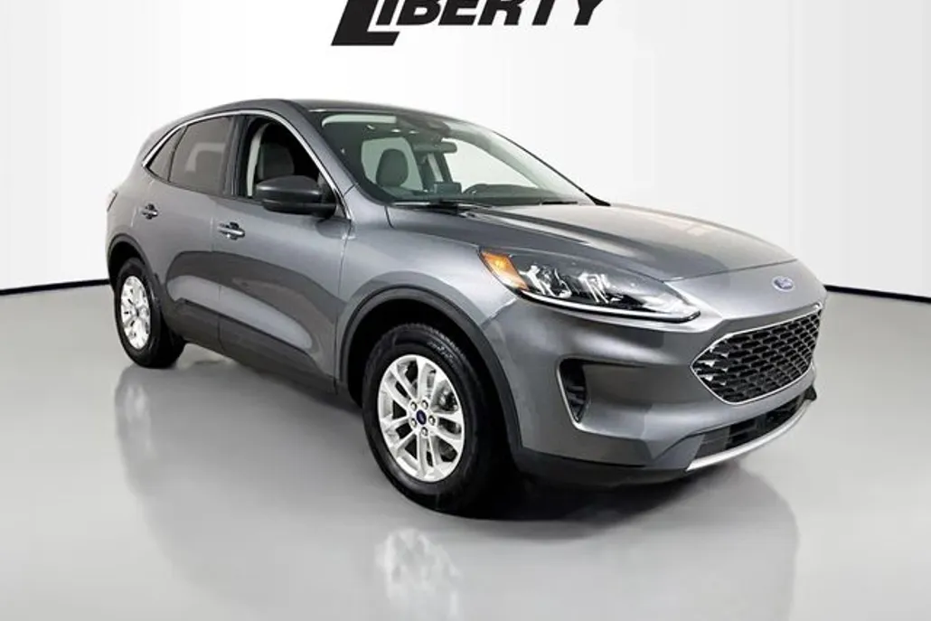 2022 Ford Escape SE photo 1