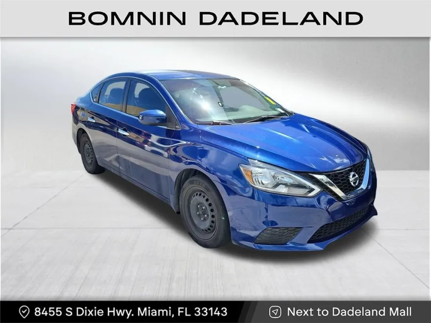 2017 Nissan Sentra SV photo 1
