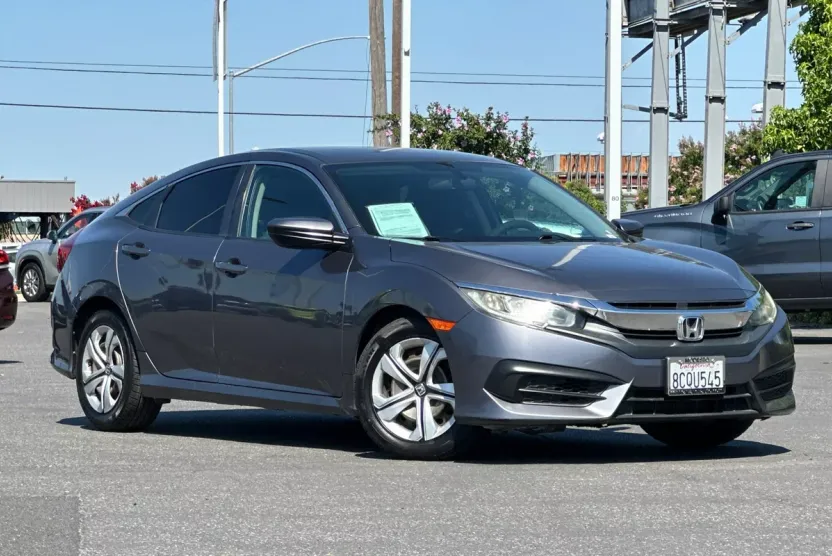 2016 Honda Civic LX photo 1