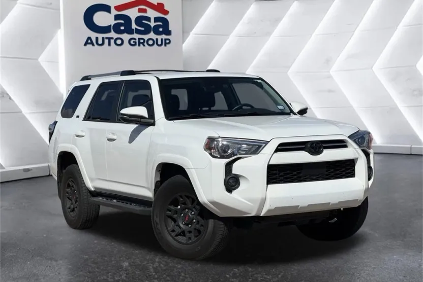 2023 Toyota 4Runner SR5 Premium photo 1