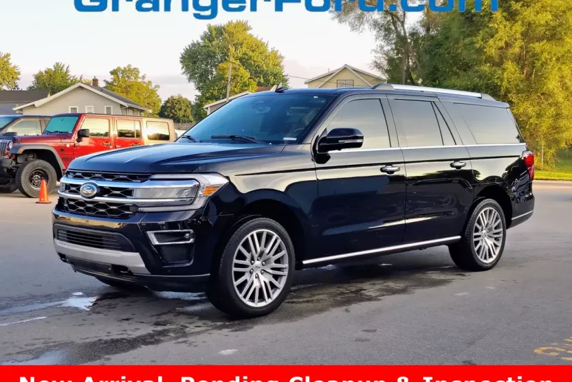 2022 Ford Expedition MAX Limited photo 1