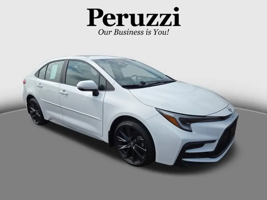 2024 Toyota Corolla SE photo 1