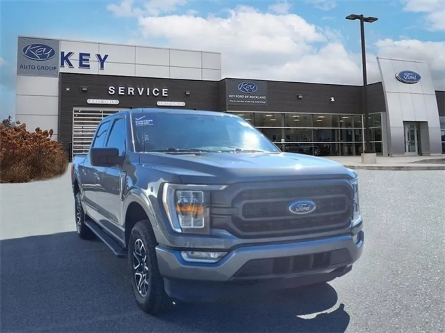 2023 Ford F-150 XLT photo 1