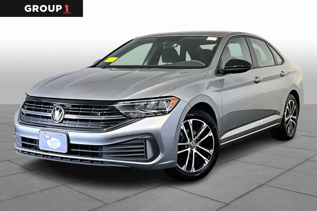 2023 Volkswagen Jetta Sport photo 1