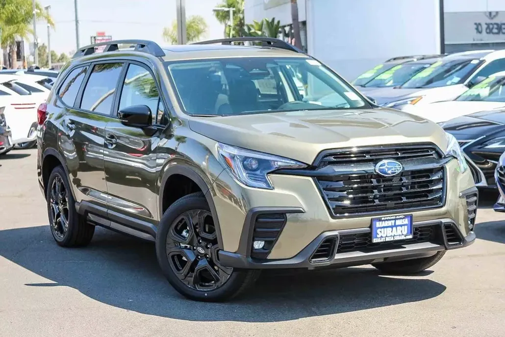 2025 Subaru Ascent Onyx Edition photo 1