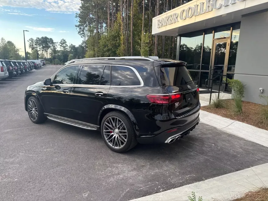 2024 Mercedes Benz GLS AMG 63 photo 1