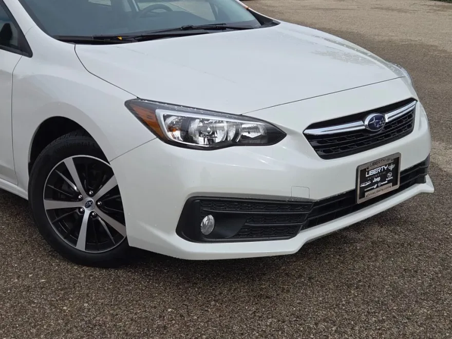 2022 Subaru Impreza Premium photo 1