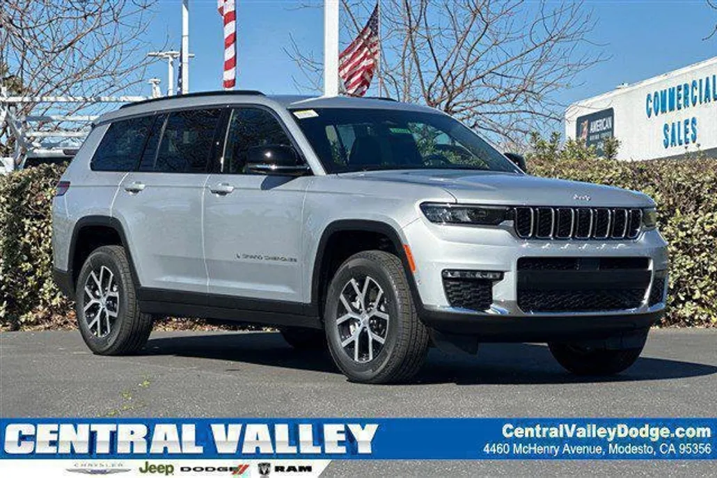 2025 Jeep Grand Cherokee Limited photo 1