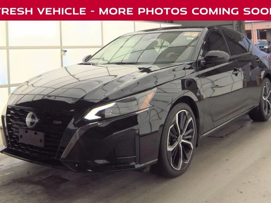 2024 Nissan Altima 2.5 SR photo 1