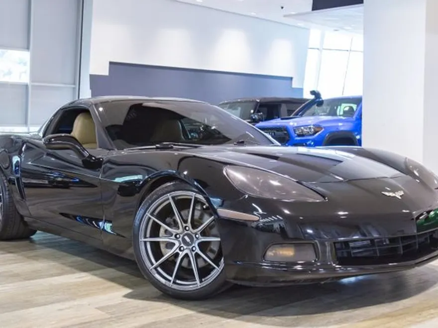 2005 Chevrolet Corvette Coupe photo 1