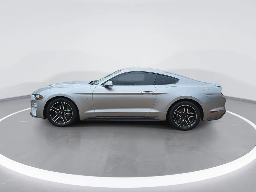 2023 Ford Mustang GT photo 1
