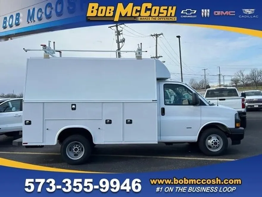 2024 Gmc Savana Cutaway 3500 photo 1