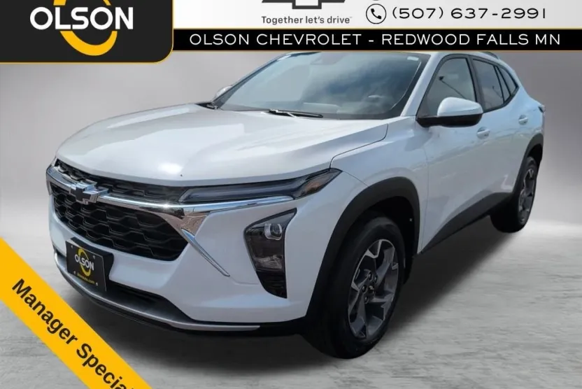 2025 Chevrolet Trax LT photo 1