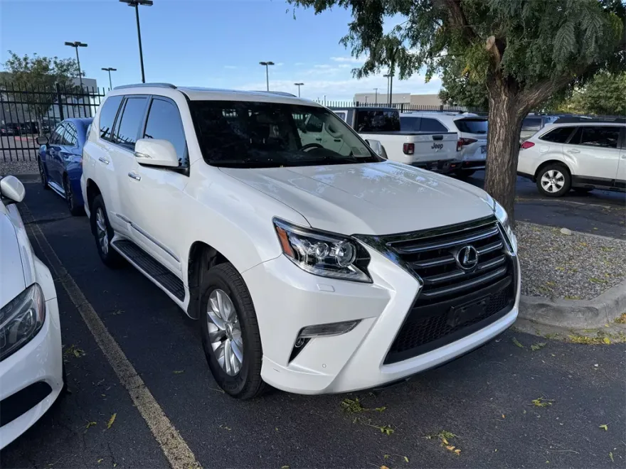 2019 Lexus GX 460 Premium photo 1