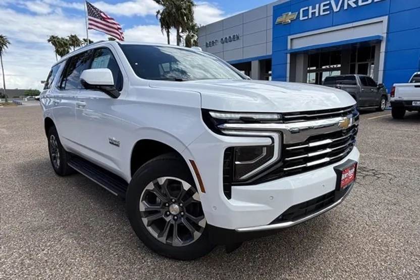 2025 Chevrolet Tahoe LT photo 1