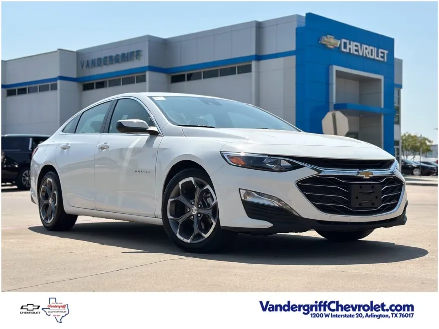 2024 Chevrolet Malibu 1LT photo 1