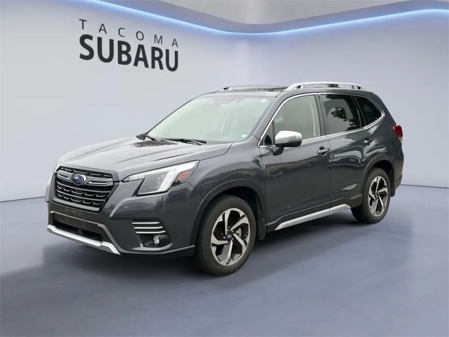 2022 Subaru Forester Touring photo 1