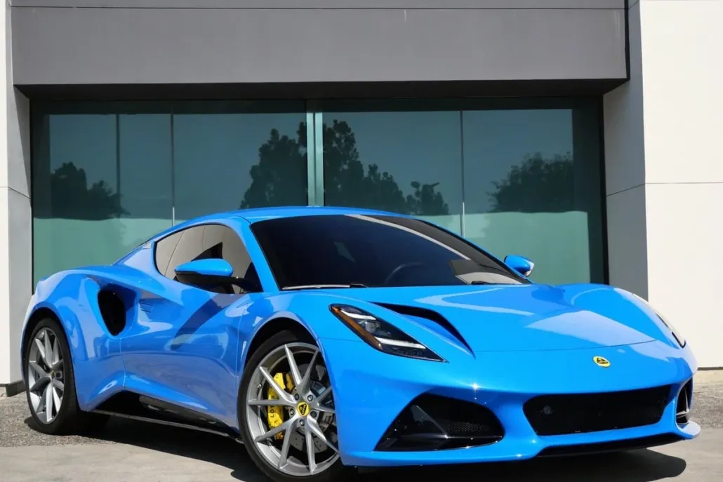 2024 Lotus Emira First Edition photo 1