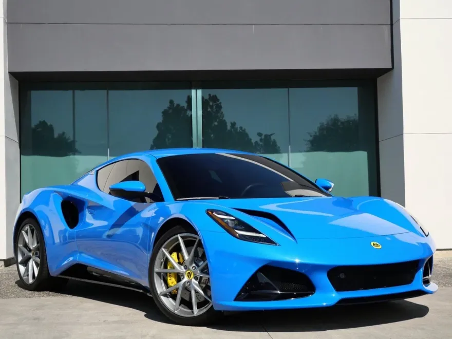 2024 Lotus Emira First Edition photo 1