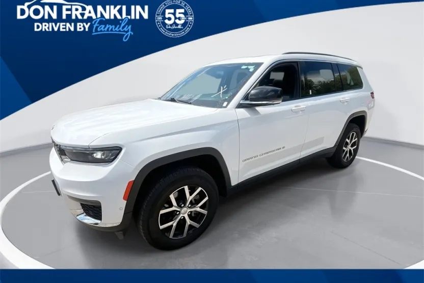 2024 Jeep Grand Cherokee Limited photo 1