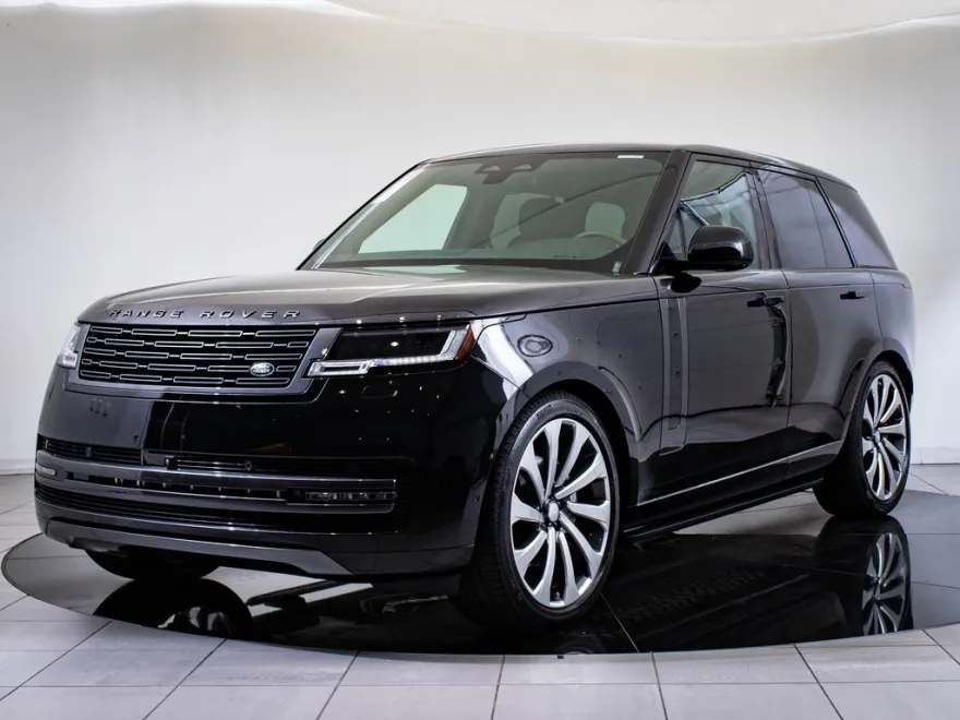 2025 Land Rover Range Rover SE photo 1