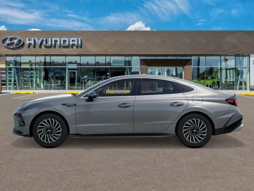 2026 Hyundai Sonata Hybrid SEL photo 1