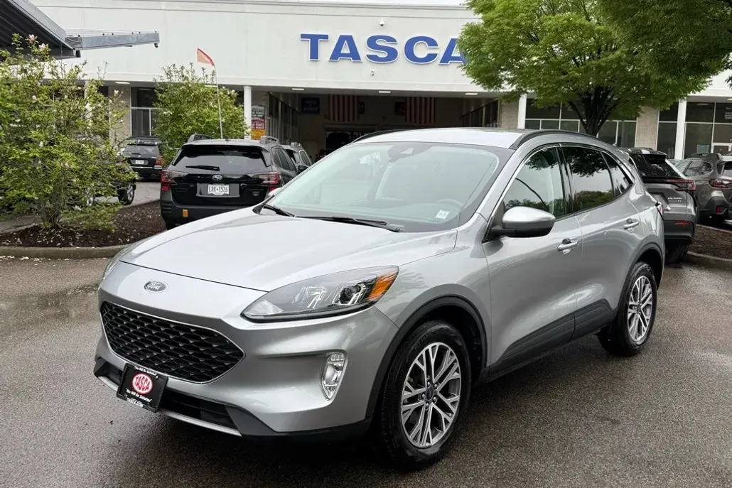 2022 Ford Escape SEL photo 1