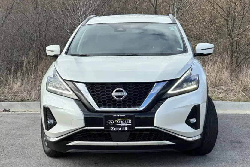 2023 Nissan Murano SV photo 1