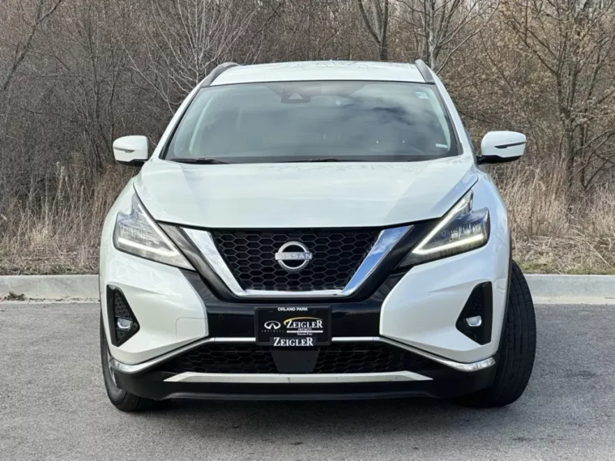 2023 Nissan Murano SV photo 1