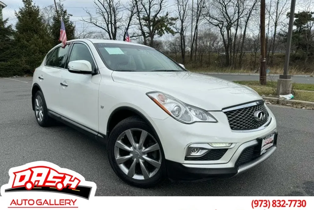 2017 Infiniti QX50 photo 1