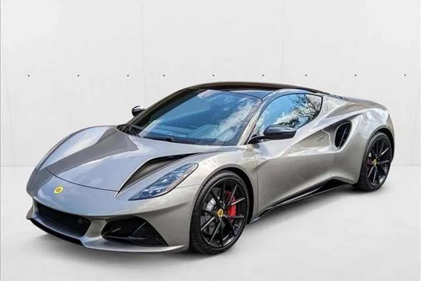 2024 Lotus Emira First Edition photo 1