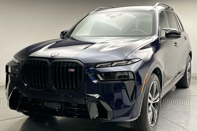 2025 Bmw X7 M60i photo 1