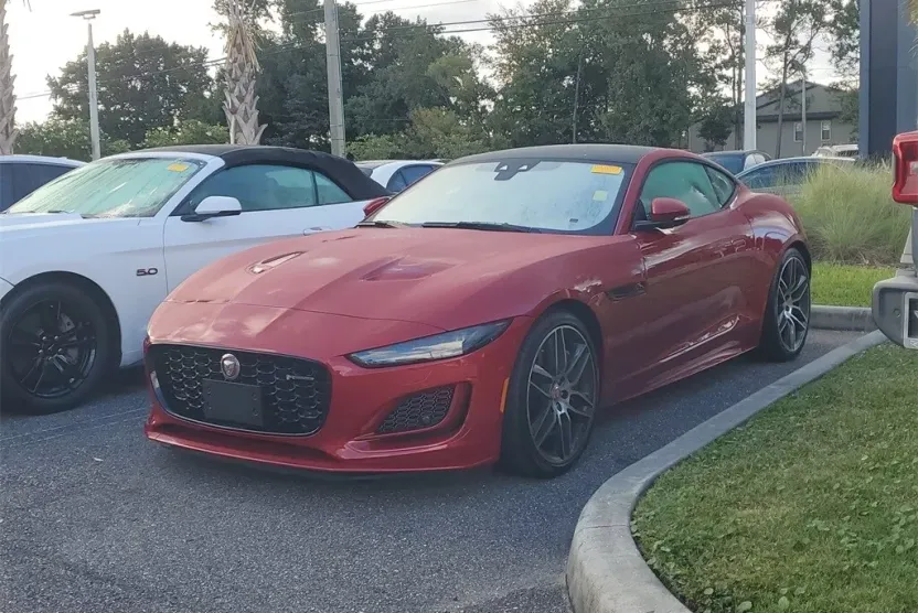 2023 Jaguar F-TYPE P450 photo 1