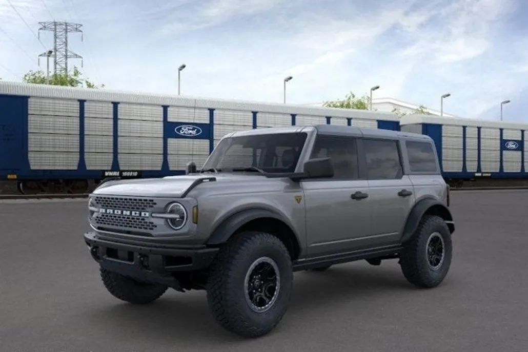 2025 Ford Bronco Badlands photo 1