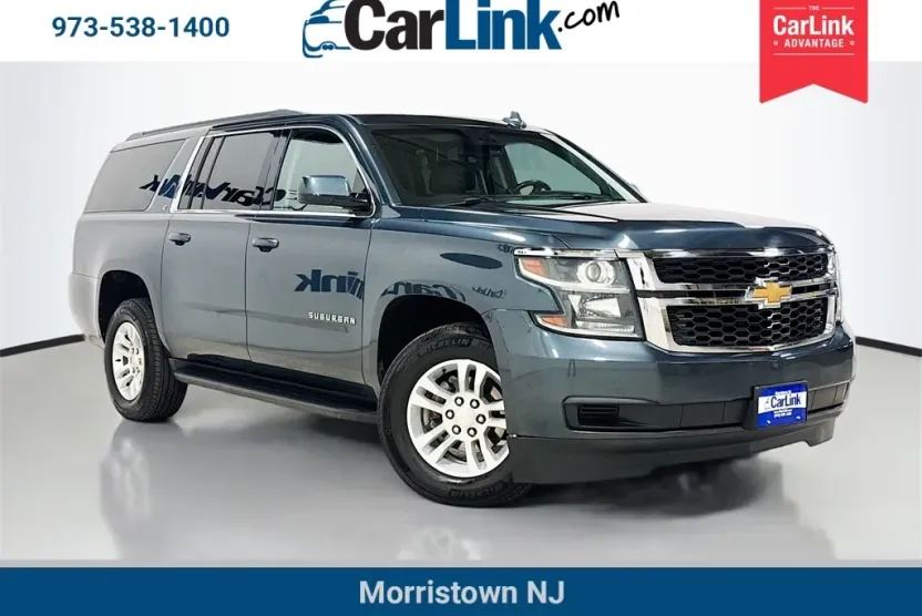 2019 Chevrolet Suburban LT photo 1