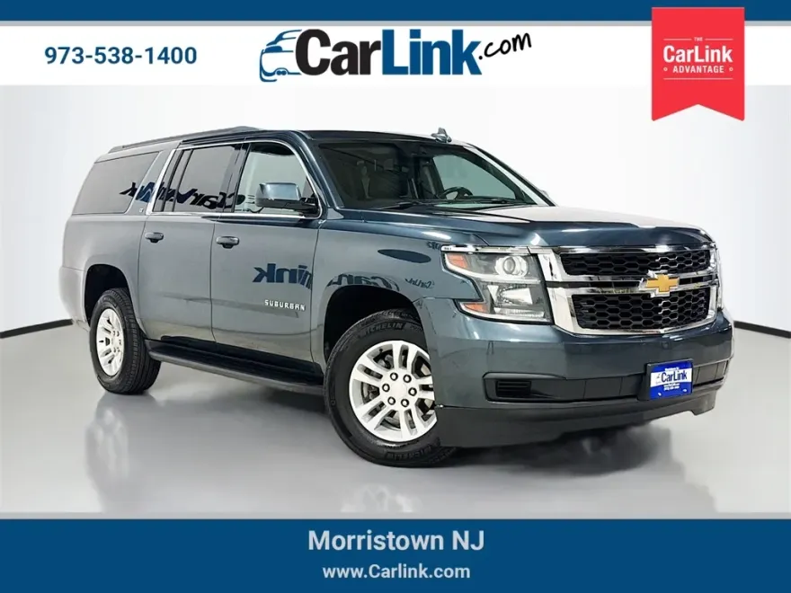 2019 Chevrolet Suburban LT photo 1