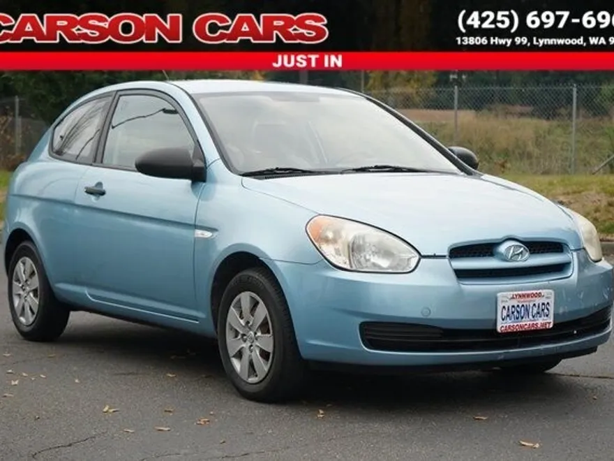 2008 Hyundai Accent photo 1