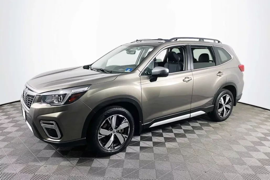 2020 Subaru Forester Touring photo 1