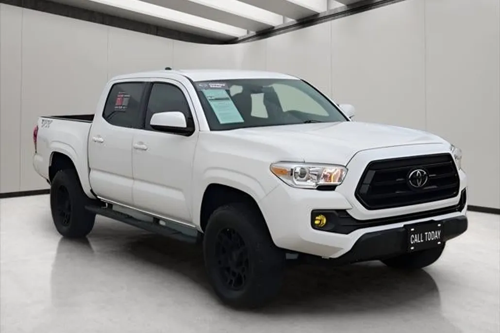 2022 Toyota Tacoma SR photo 1