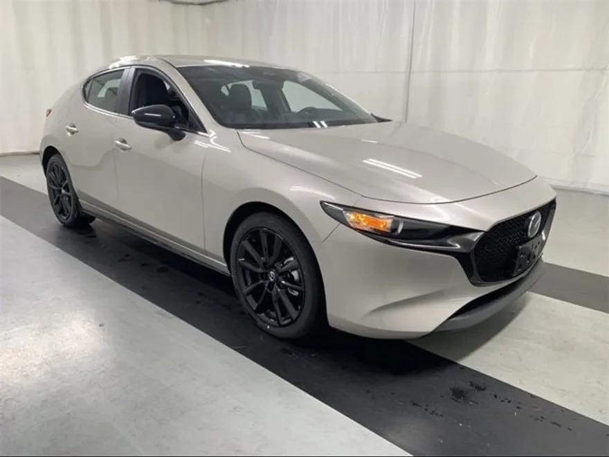 2025 Mazda Mazda3 Hatchback 2.5 Select Sport photo 1