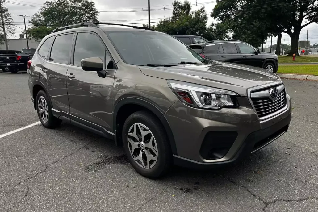 2020 Subaru Forester Premium photo 1