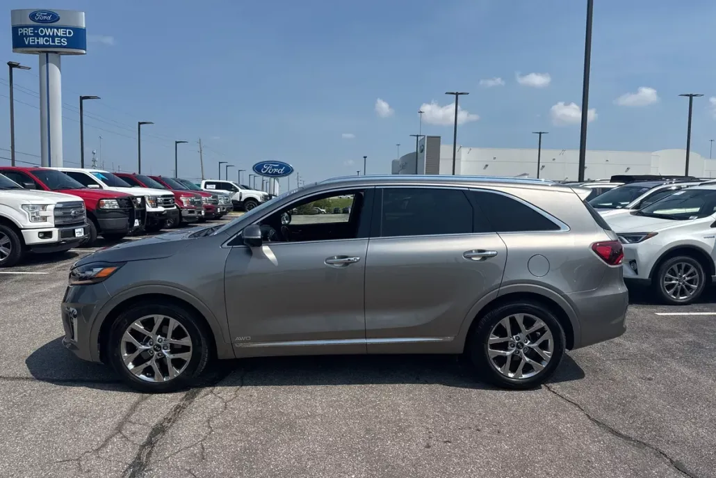 2019 Kia Sorento SX Limited photo 1